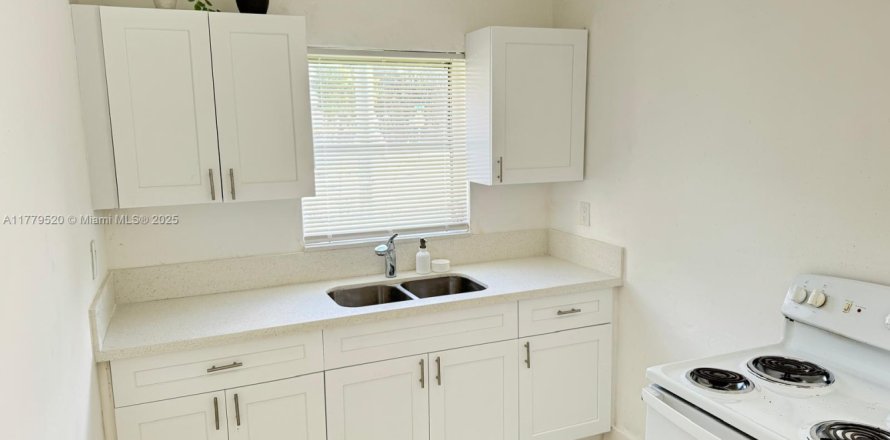 Appartement à Miami, Floride 2 chambres, 83.89 m2 № 1868488