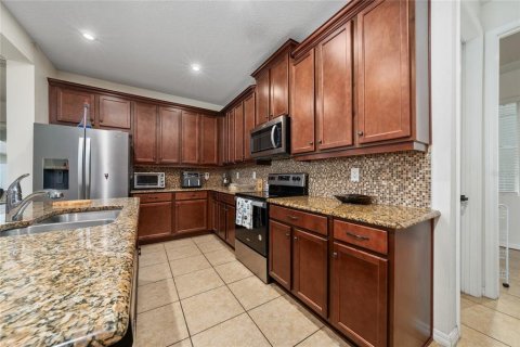 Casa en venta en Kissimmee, Florida, 4 dormitorios, 202.16 m2 № 2225573 - foto 23