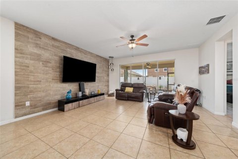 Casa en venta en Kissimmee, Florida, 4 dormitorios, 202.16 m2 № 2225573 - foto 26