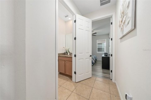 Casa en venta en Kissimmee, Florida, 4 dormitorios, 202.16 m2 № 2225573 - foto 17