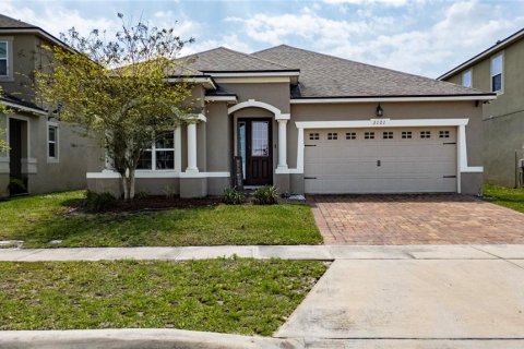 House in Kissimmee, Florida 4 bedrooms, 202.16 sq.m. № 2225573