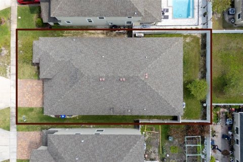 Casa en venta en Kissimmee, Florida, 4 dormitorios, 202.16 m2 № 2225573 - foto 5