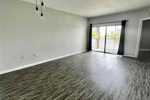 Copropriété à louer à Riverview, Floride: 3 chambres, 106.93 m2 № 2156968 - photo 8