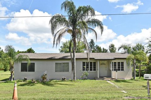 Casa en venta en Sanford, Florida, 3 dormitorios, 185.8 m2 № 1786751 - foto 1