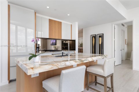 Copropriété à vendre à Miami, Floride: 2 chambres, 102.84 m2 № 2044678 - photo 17