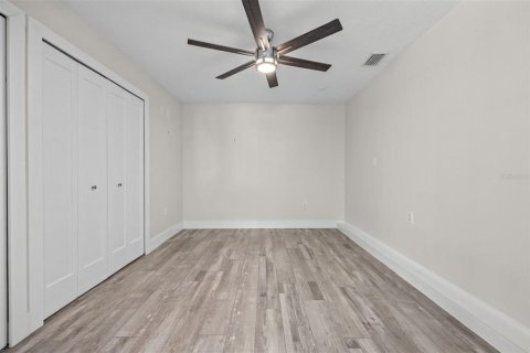 House in Fort Myers, Florida 3 bedrooms, 120.68 sq.m. № 2321145 - photo 28