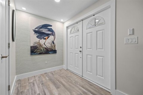 House in Fort Myers, Florida 3 bedrooms, 120.68 sq.m. № 2321145 - photo 6