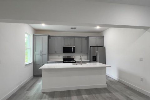 House in Ocala, Florida 4 bedrooms, 171.13 sq.m. № 1679900 - photo 8