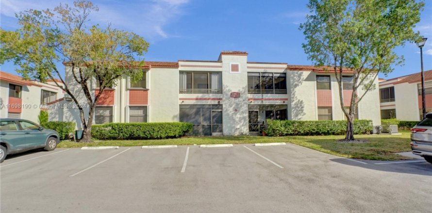 Condo à Pembroke Pines, Floride, 2 chambres  № 1454227