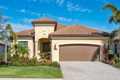 House in LAKEWOOD NATIONAL in Bradenton, Florida 4 bedrooms, 210.89 sq.m. № 1918594 - photo 1