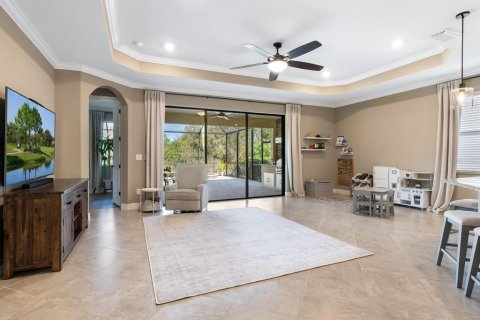 House in LAKEWOOD NATIONAL in Bradenton, Florida 4 bedrooms, 210.89 sq.m. № 1918594 - photo 4