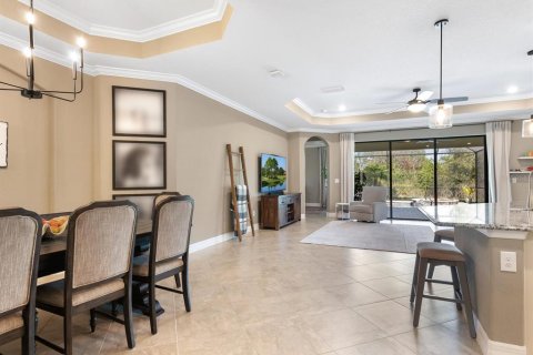House in LAKEWOOD NATIONAL in Bradenton, Florida 4 bedrooms, 210.89 sq.m. № 1918594 - photo 6
