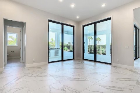 House in Kissimmee, Florida 8 bedrooms, 620.59 sq.m. № 1393753 - photo 7