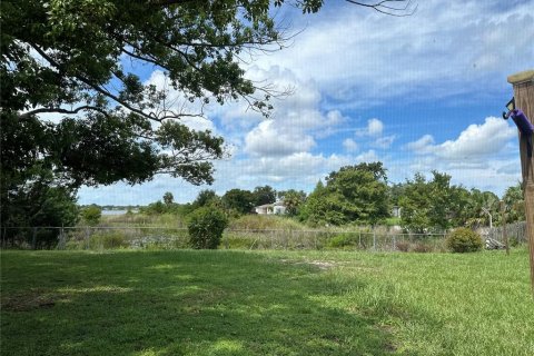 Villa ou maison à vendre à Spring Hill, Floride: 2 chambres, 120.77 m2 № 1901564 - photo 11