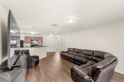 Casa en venta en Groveland, Florida, 3 dormitorios, 142.51 m2 № 1866427 - foto 14