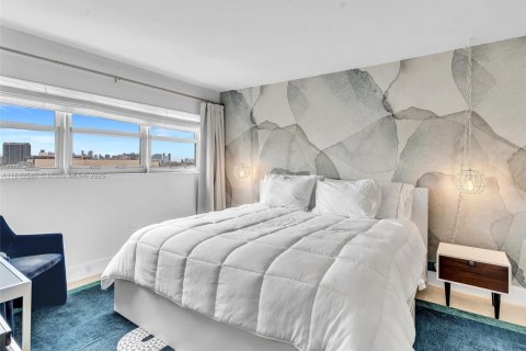 Copropriété à vendre à Miami Beach, Floride: 2 chambres, 77.11 m2 № 1836788 - photo 17