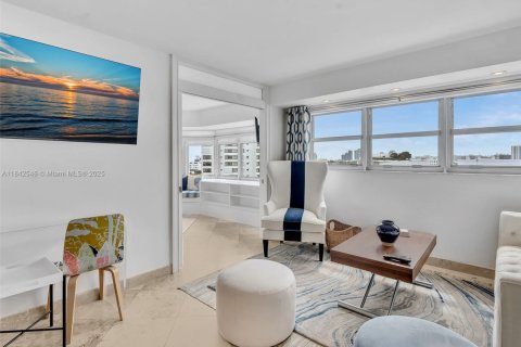 Copropriété à vendre à Miami Beach, Floride: 2 chambres, 77.11 m2 № 1836788 - photo 9