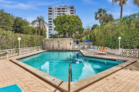 Copropriété à vendre à Miami Beach, Floride: 2 chambres, 77.11 m2 № 1836788 - photo 28