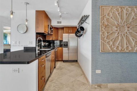 Copropriété à vendre à Miami Beach, Floride: 2 chambres, 77.11 m2 № 1836788 - photo 7