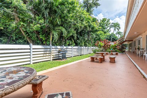 Condo in Hallandale Beach, Florida, 1 bedroom  № 1764411 - photo 28
