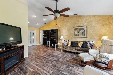 Villa ou maison à vendre à Spring Hill, Floride: 3 chambres, 179.49 m2 № 1824705 - photo 21