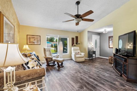 Villa ou maison à vendre à Spring Hill, Floride: 3 chambres, 179.49 m2 № 1824705 - photo 19