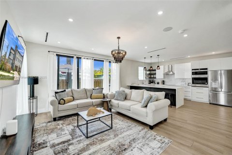 Townhouse in Fort Lauderdale, Florida 4 bedrooms, 244.61 sq.m. № 1823868 - photo 3