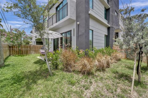 Townhouse in Fort Lauderdale, Florida 4 bedrooms, 244.61 sq.m. № 1823868 - photo 28