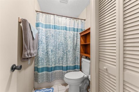 Villa ou maison à vendre à Eustis, Floride: 4 chambres, 263.38 m2 № 2383539 - photo 30