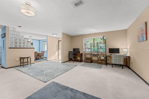 Villa ou maison à vendre à Eustis, Floride: 4 chambres, 263.38 m2 № 2383539 - photo 17