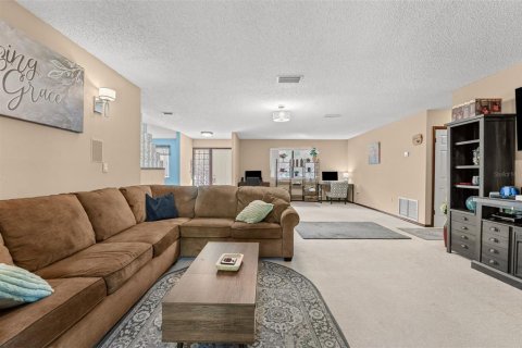 Villa ou maison à vendre à Eustis, Floride: 4 chambres, 263.38 m2 № 2383539 - photo 22