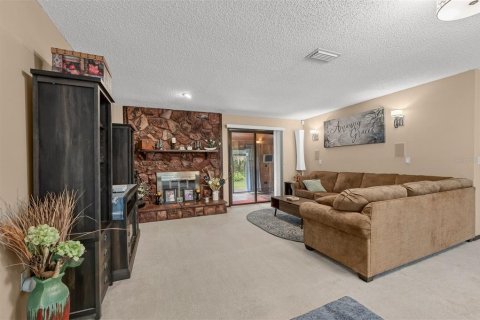 Villa ou maison à vendre à Eustis, Floride: 4 chambres, 263.38 m2 № 2383539 - photo 19