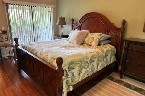 Condo in Palm Beach Gardens, Florida, 3 bedrooms  № 2075804 - photo 20