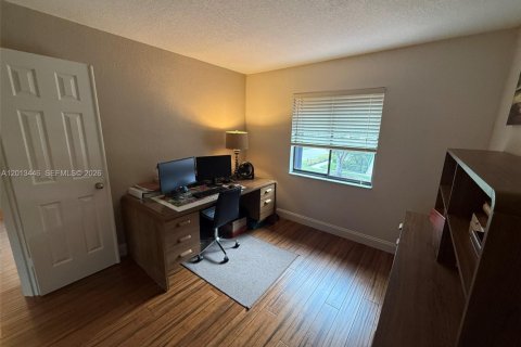 Condo in Palm Beach Gardens, Florida, 3 bedrooms  № 2075804 - photo 16