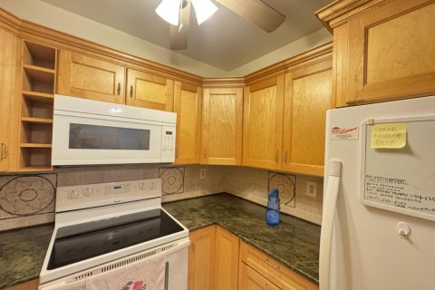 Condo in Boynton Beach, Florida, 1 bedroom № 2187518 - photo 7