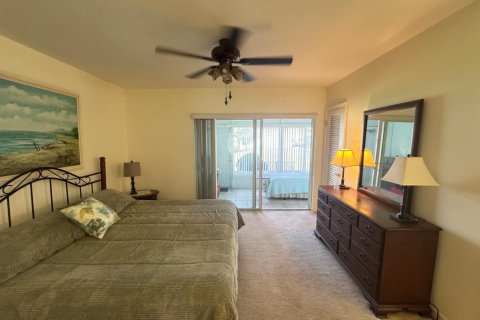 Condo in Boynton Beach, Florida, 1 bedroom № 2187518 - photo 12