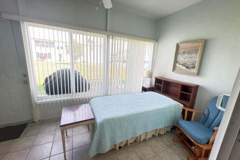 Condo in Boynton Beach, Florida, 1 bedroom № 2187518 - photo 26