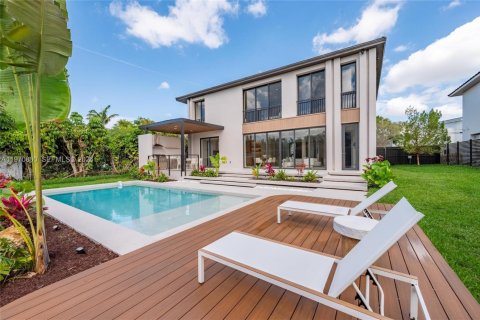 Купить виллу или дом в Майами, Флорида 5 спален, 362.69м2, № 2050357 - фото 2