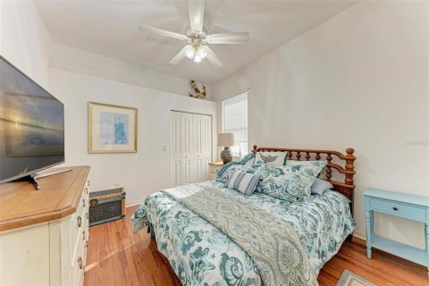 House in Parrish, Florida 4 bedrooms, 212.47 sq.m. № 1749664 - photo 21