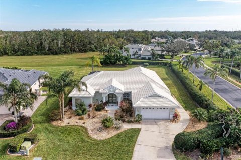 House in Parrish, Florida 4 bedrooms, 212.47 sq.m. № 1749664 - photo 1