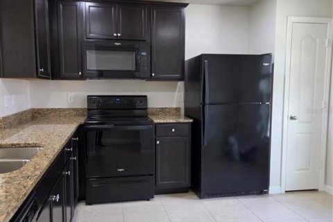 Villa ou maison à louer à Mascotte, Floride: 3 chambres, 115.57 m2 № 2425336 - photo 14