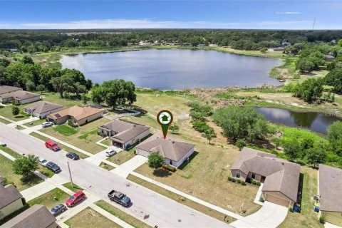 Villa ou maison à louer à Mascotte, Floride: 3 chambres, 115.57 m2 № 2425336 - photo 2