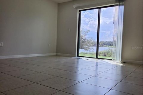Villa ou maison à louer à Mascotte, Floride: 3 chambres, 115.57 m2 № 2425336 - photo 13