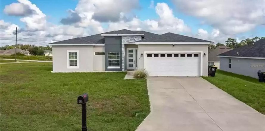 Casa en Poinciana, Florida 4 dormitorios, 163.51 m2 № 1829593