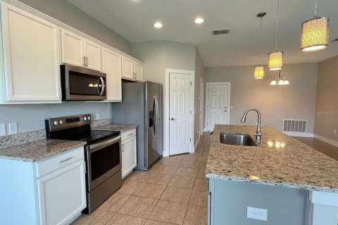 Casa en alquiler en Poinciana, Florida, 4 dormitorios, 163.51 m2 № 1829593 - foto 4