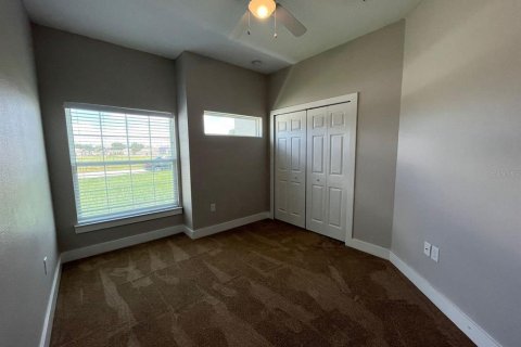 Casa en alquiler en Poinciana, Florida, 4 dormitorios, 163.51 m2 № 1829593 - foto 11