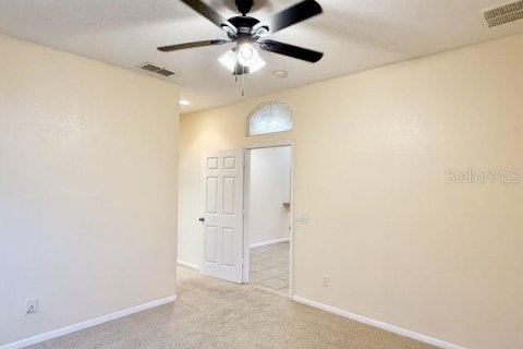 Touwnhouse à louer à Orlando, Floride: 3 chambres, 121.33 m2 № 2404999 - photo 12