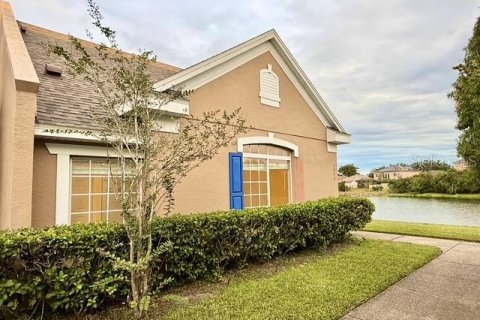 Touwnhouse à louer à Orlando, Floride: 3 chambres, 121.33 m2 № 2404999 - photo 2