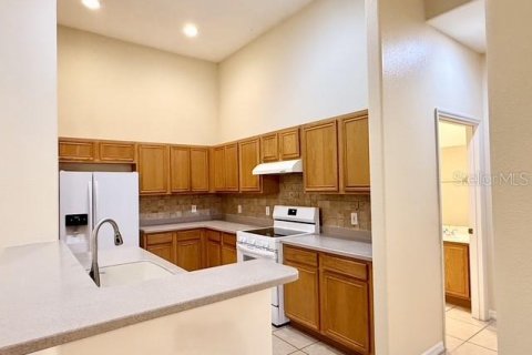Touwnhouse à louer à Orlando, Floride: 3 chambres, 121.33 m2 № 2404999 - photo 7