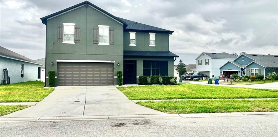 House in Winter Haven, Florida 4 bedrooms, 234.67 sq.m. № 1918406